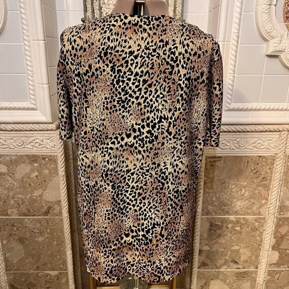 Kathie Lee. Size XL. Stretch Animal Print Pullover Top. USA. Textured. B89 - Picture 2 of 5